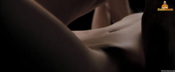 Kate Beckinsale Tits & Nipples Photos photo 42