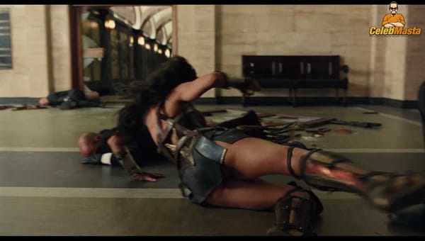 Gal Gadot Ass And Pussy Pics photo 34