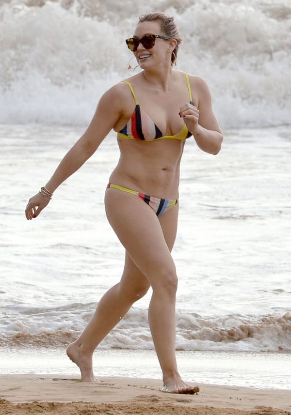 Real Celebs Photos and Topless of Lea Michele photo 2