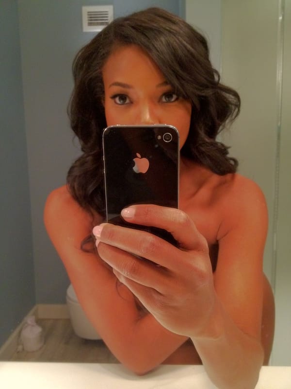 Gabrielle Union Boobs & Nipples Photos photo 4