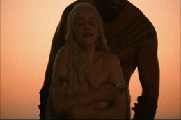 Gif Pics of Emilia Clarke Bathtub Scene photo 7