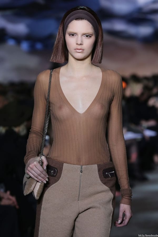 Hot Kendall Jenner Tits & Ass At Young Age photo 7