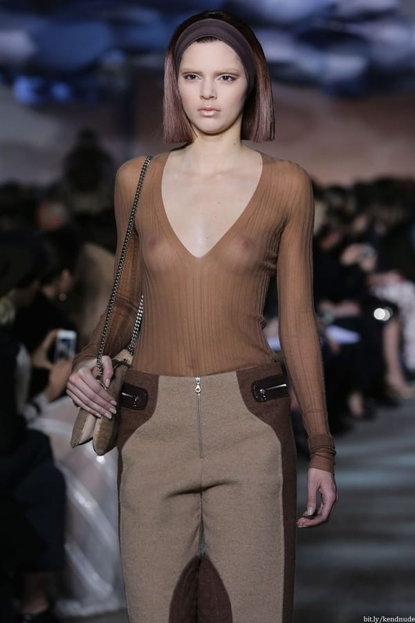Hot Kendall Jenner Tits & Ass At Young Age photo 8
