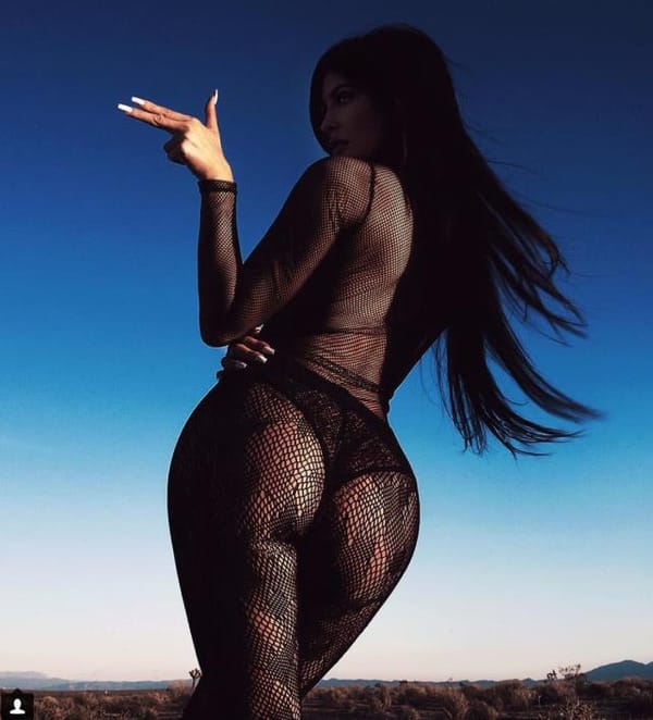 Kylie Jenner loves attention and shares Pussy Pics photo 18