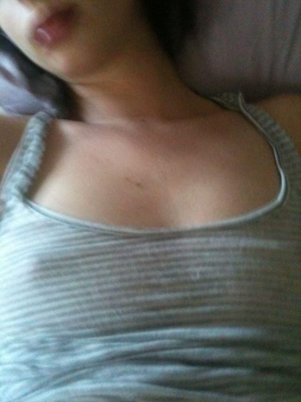 Krysten Ritter Bikini Ass and Tits Photos photo 7