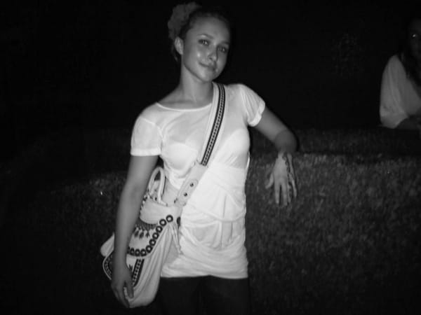 Hayden Panettiere Topless & Pussy Photos photo 6