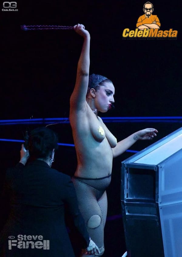 Hot Lady Gaga Pussy & Tits Photos Surfaced photo 12