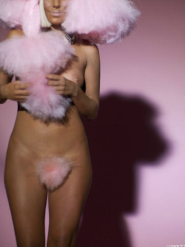 Full Frontal Lady Gaga Boobs & Ass Photos Collection photo 51