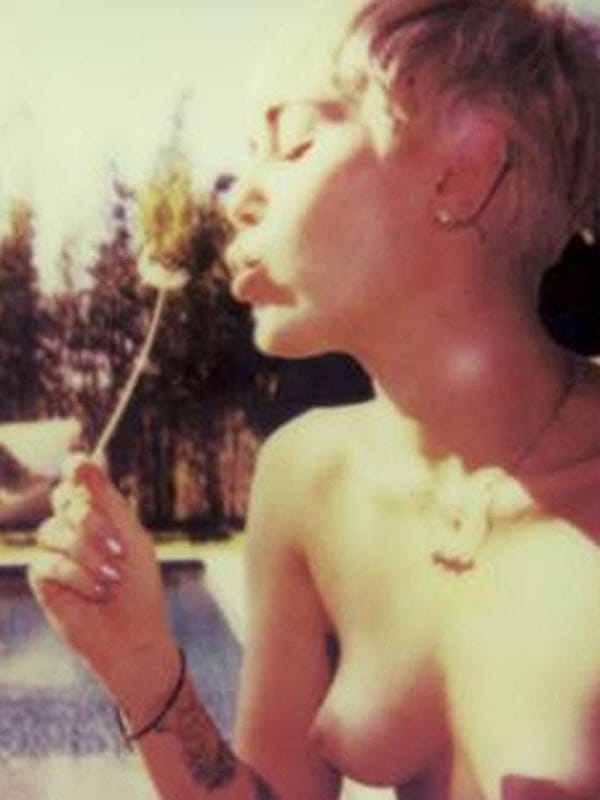 Young Miley Before Famous & Vacation Side Boobs Photos photo 53