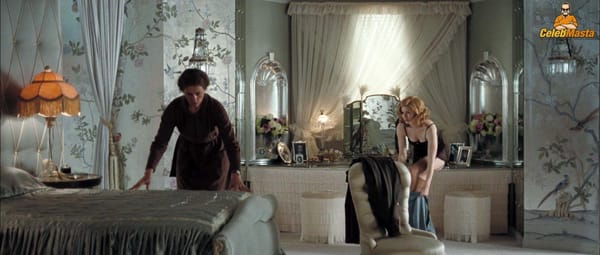 Amy Adams Paparazzi Nipples & Ass Pics photo 15