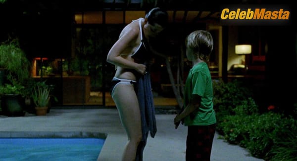Photo Gallery: Olivia Thirlby in Nobody Walks photo 8