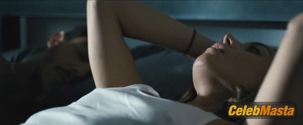 Aubrey Plaza Photo Gallery from Honey Don’t photo 95