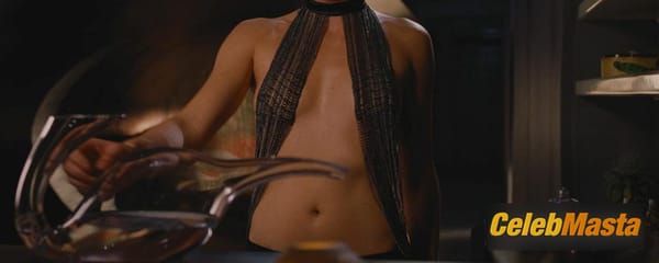 Charlize Theron Gallery from Aeon Flux photo 2