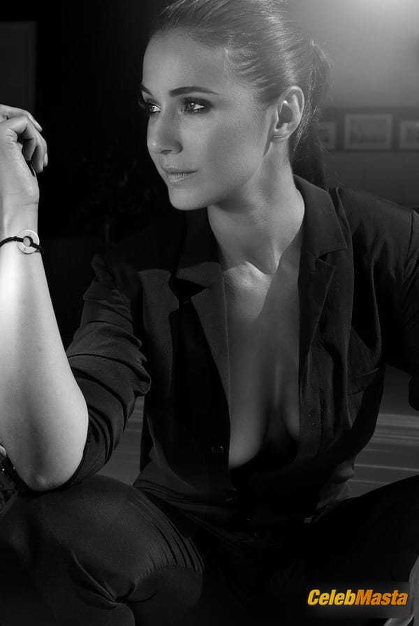Emmanuelle Chriqui Braless in Ocean Drive Magazine photo 1