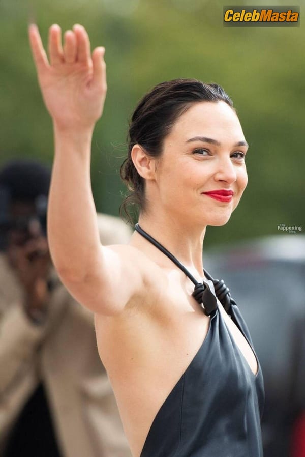 Gal Gadot Pics Gallery photo 4