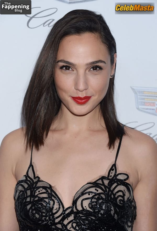 Gal Gadot Pics Gallery photo 15