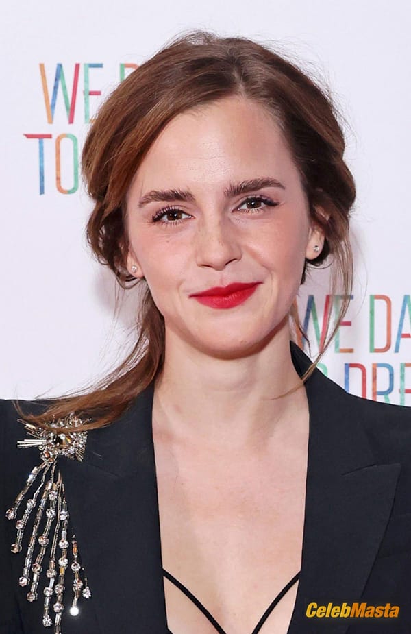 Photo Gallery: Emma Watson photo 14