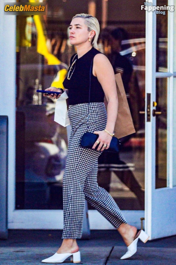 Florence Pugh Flaunts Braless Look In Beverly Hills photo 11