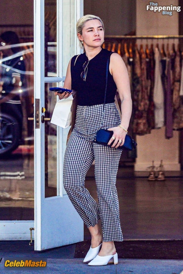 Florence Pugh Flaunts Braless Look In Beverly Hills photo 15