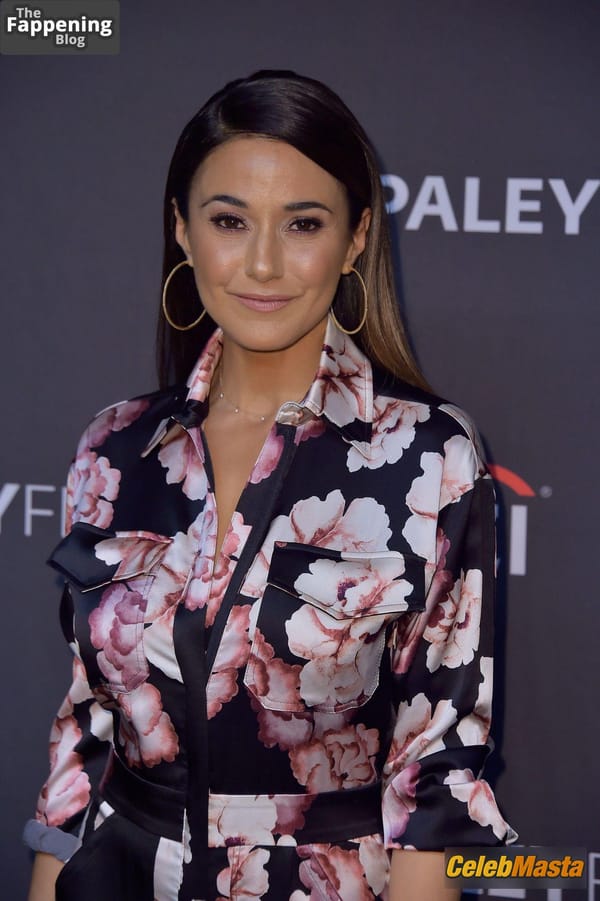 Emmanuelle Chriqui Photos Collection photo 2
