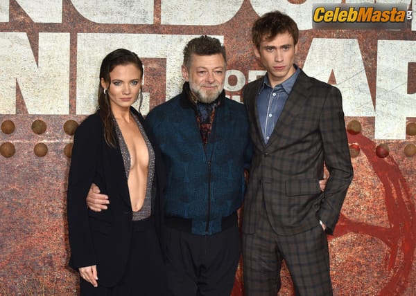Freya Allan Stuns In Outfit At Kingdom Of The Planet Of The Apes Premiere In London photo 35