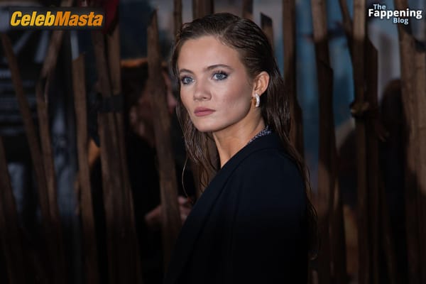 Freya Allan Stuns In Outfit At Kingdom Of The Planet Of The Apes Premiere In London photo 52
