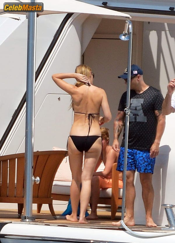Gwyneth Paltrow Pics Collection photo 2