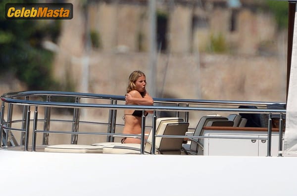 Gwyneth Paltrow Pics Collection photo 15