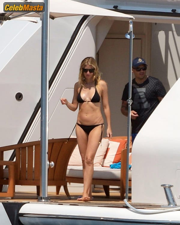 Gwyneth Paltrow Pics Collection photo 19