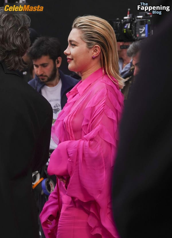 Florence Pugh Flashes Her Hot Tits During a Photoshoot for Valentinos New Campaign in Rome photo 9
