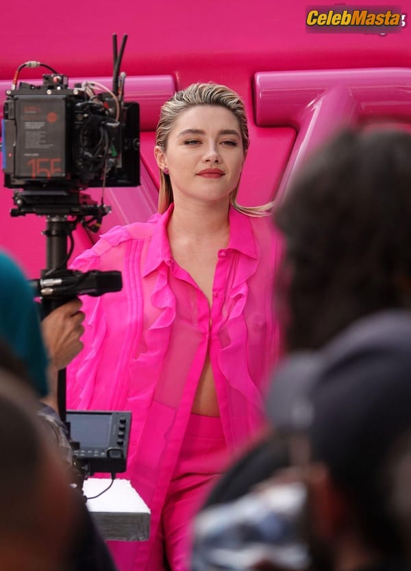 Florence Pugh Flashes Her Hot Tits During a Photoshoot for Valentinos New Campaign in Rome photo 18