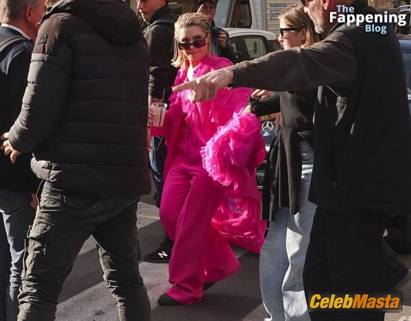 Florence Pugh Flashes Her Hot Tits During a Photoshoot for Valentinos New Campaign in Rome photo 27