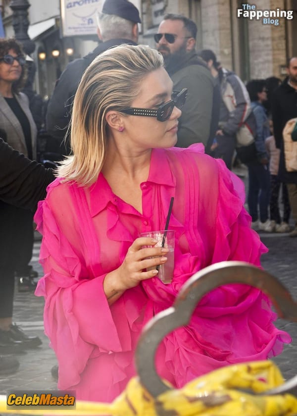 Florence Pugh Flashes Her Hot Tits During a Photoshoot for Valentinos New Campaign in Rome photo 31