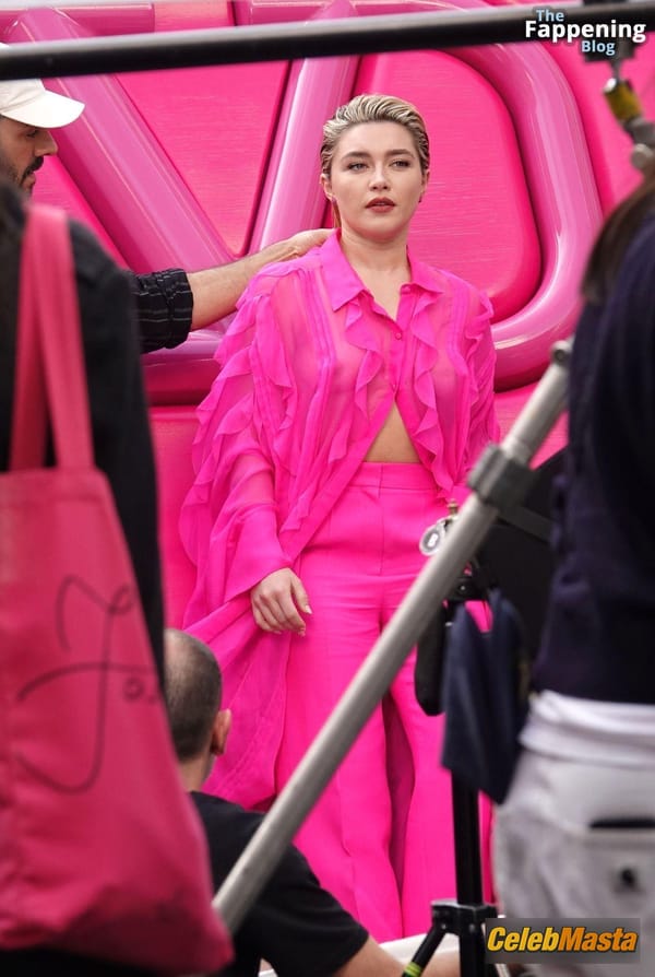 Florence Pugh Flashes Her Hot Tits During a Photoshoot for Valentinos New Campaign in Rome photo 39
