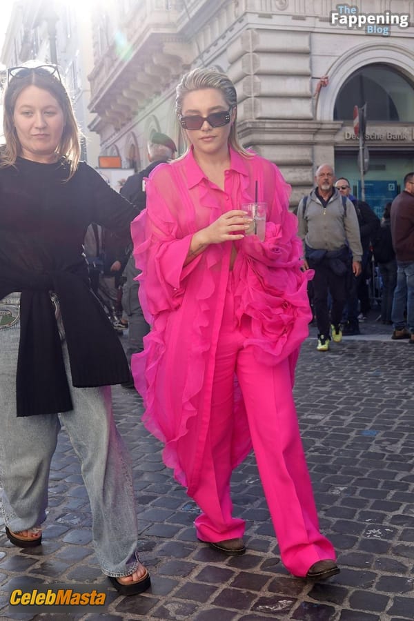 Florence Pugh Flashes Her Hot Tits During a Photoshoot for Valentinos New Campaign in Rome photo 41