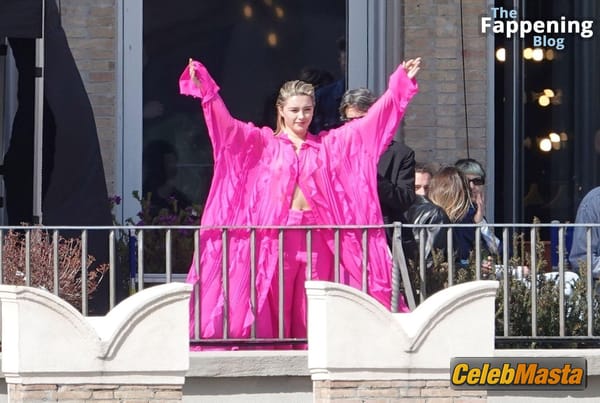 Florence Pugh Flashes Her Hot Tits During a Photoshoot for Valentinos New Campaign in Rome photo 44
