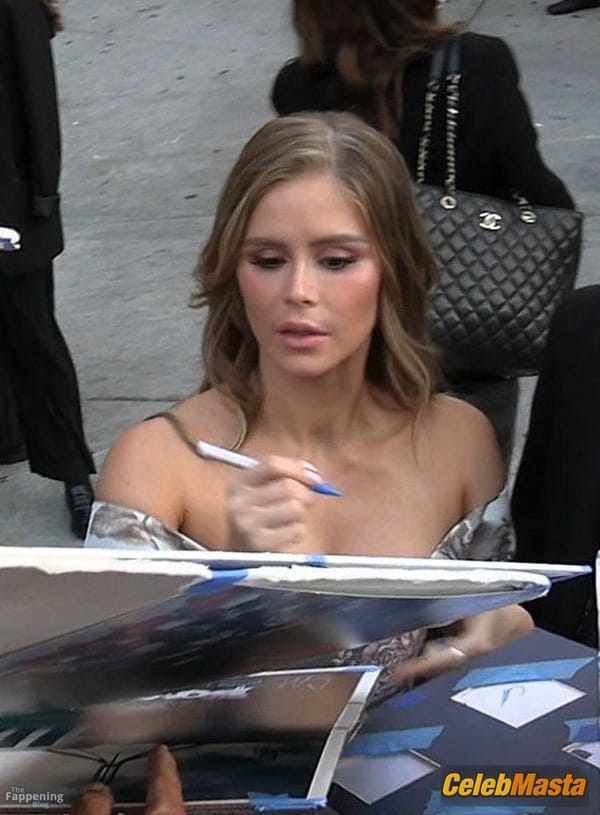 Erin Moriarty Flaunts Her Hot Cleavage And Legs At “The Boys” Premiere In LA photo 17