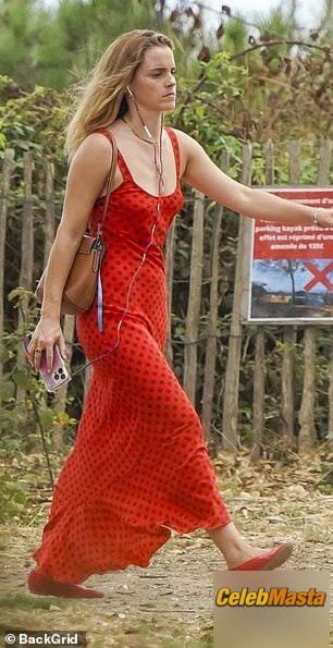 Emma Watson Pics Collection photo 4
