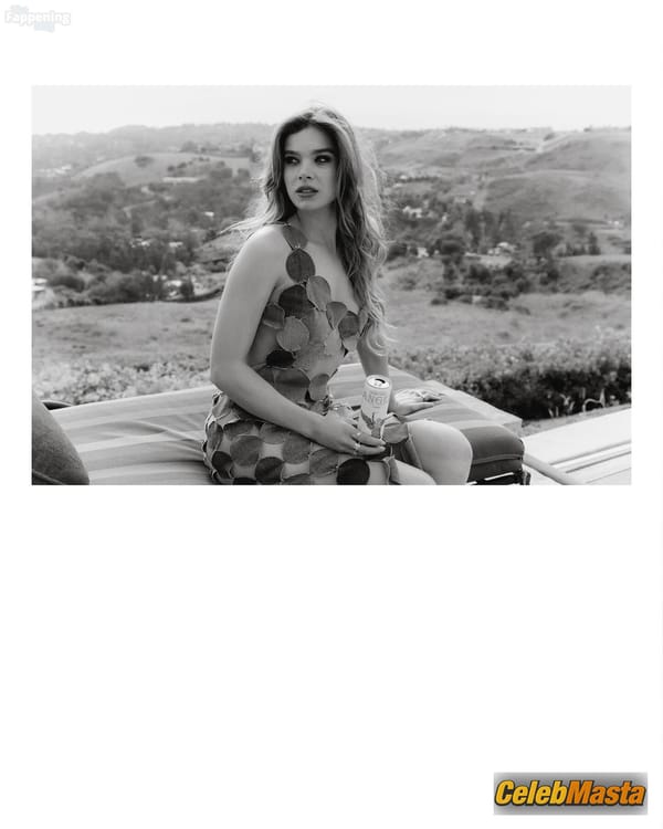 Hailee Steinfeld Photo Set photo 3