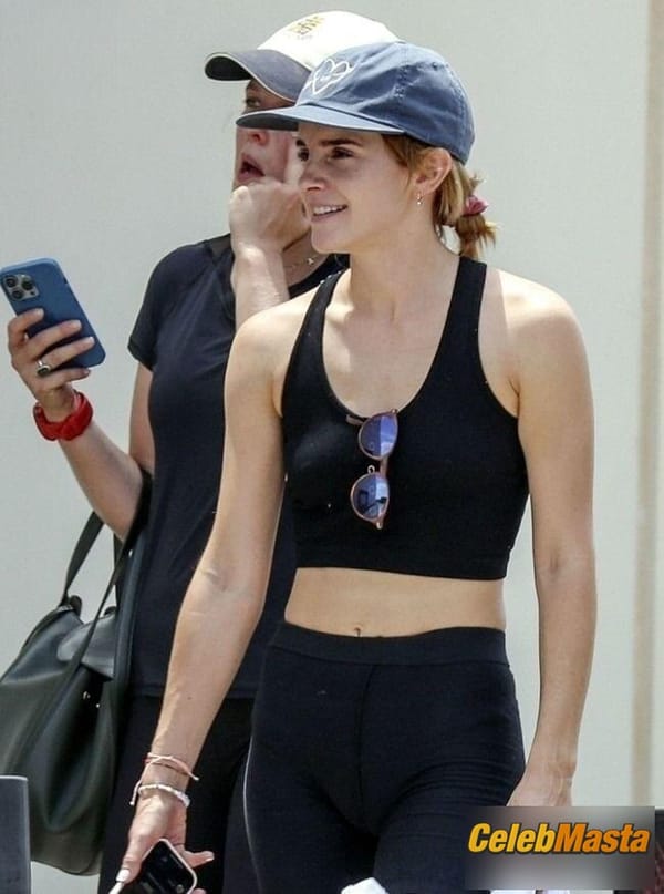 Emma Watson Pics Gallery photo 1