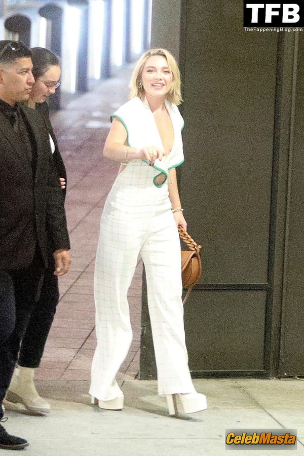 Florence Pugh Seen Flaunting Her Hot Figure In White At The Wonder Q and A In Los Angeles photo 13