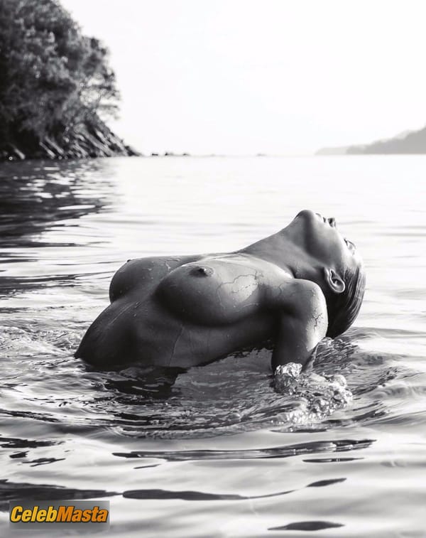 Genevieve Morton bythe Riker Brothers for Treats Magazine N12 photo 2