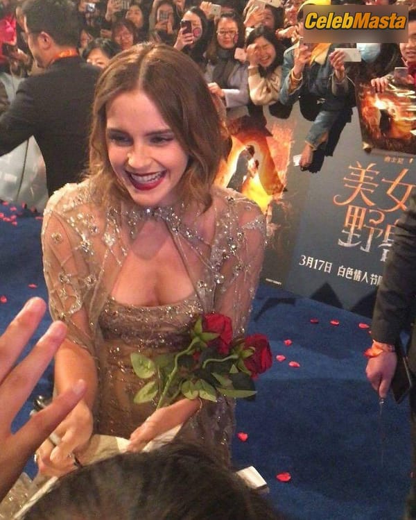 Emma Watson Photo Gallery photo 8