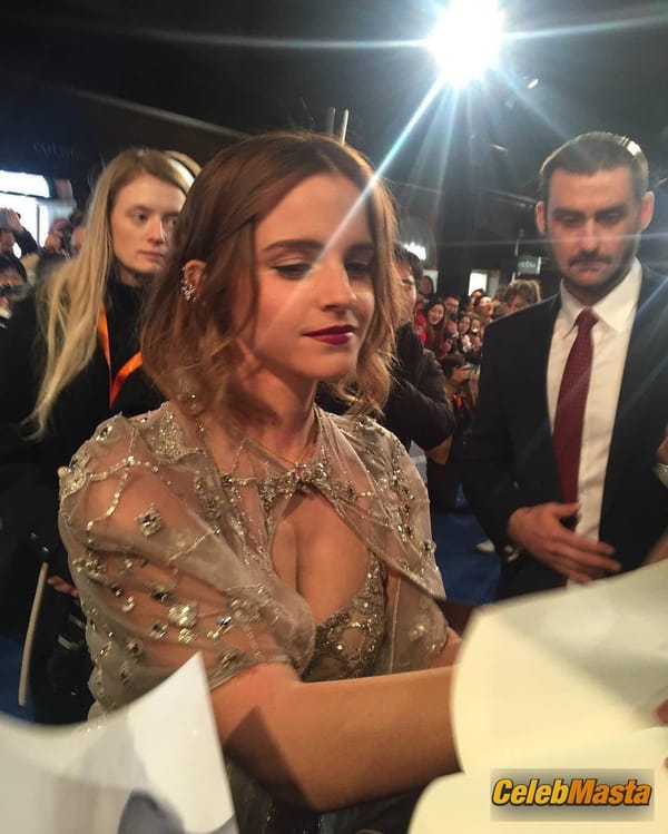 Emma Watson Photo Gallery photo 11