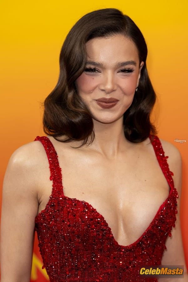 Hailee Steinfeld Photo Collection photo 47