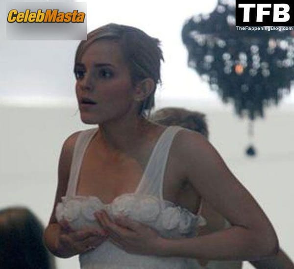 Emma Watson Pics Gallery photo 11