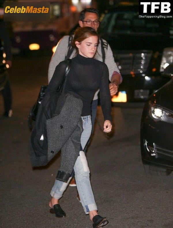 Emma Watson Pics Gallery photo 42