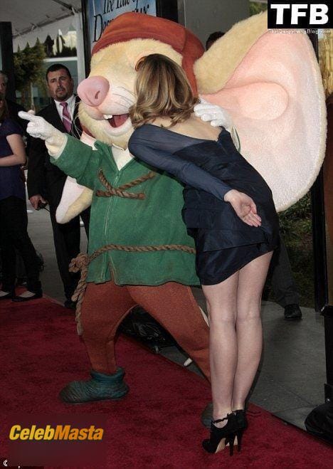 Emma Watson Pics Gallery photo 49