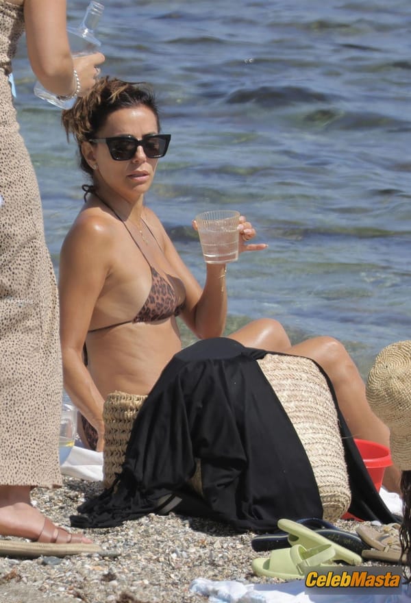 Eva Longoria Seen Showing Off Her Sizzles Bikini Body At Marbella Beach In Spain photo 11