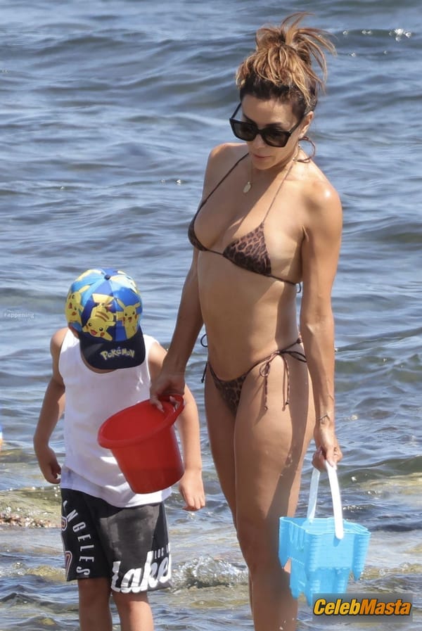 Eva Longoria Seen Showing Off Her Sizzles Bikini Body At Marbella Beach In Spain photo 34